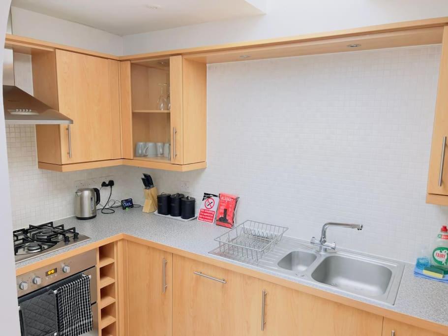 2 Bedroom Flat In Colchester Luaran gambar