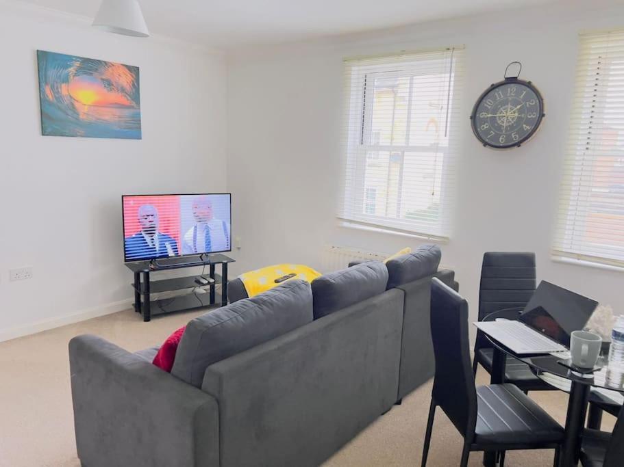 2 Bedroom Flat In Colchester Luaran gambar